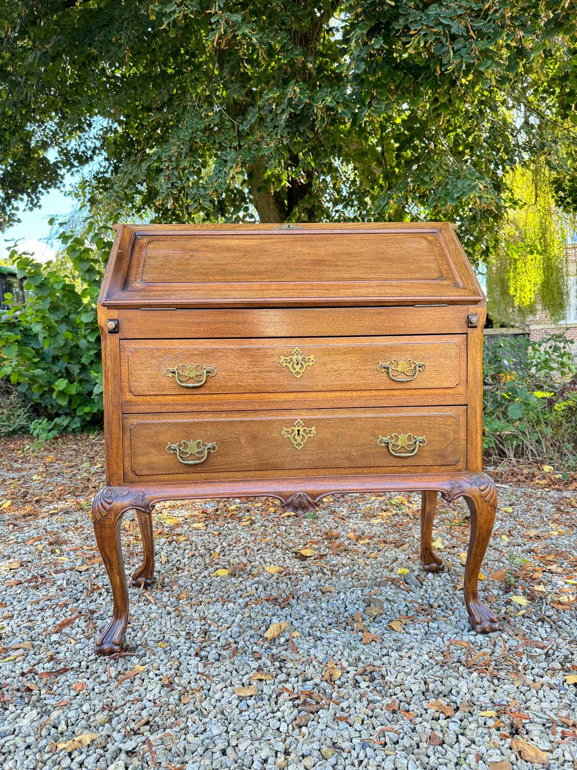 Chippendale Style Mahogany Slant-Leaf Desk/Secretary