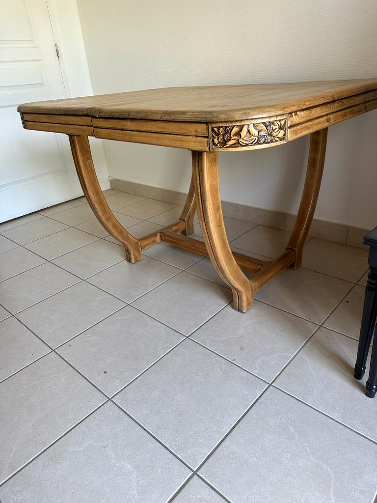 Art deco style dining table