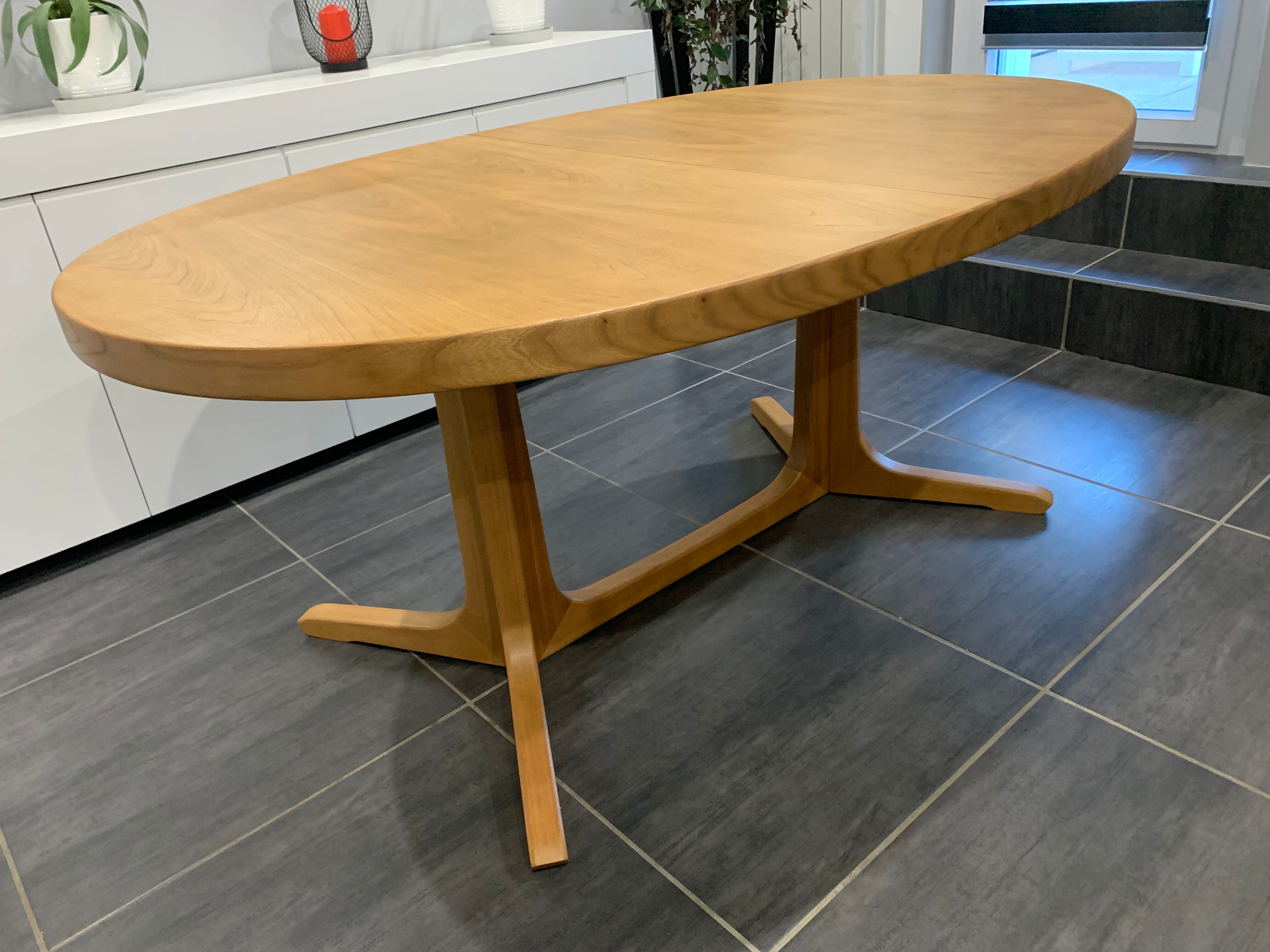 Vintage Baumann 1970s extendable table