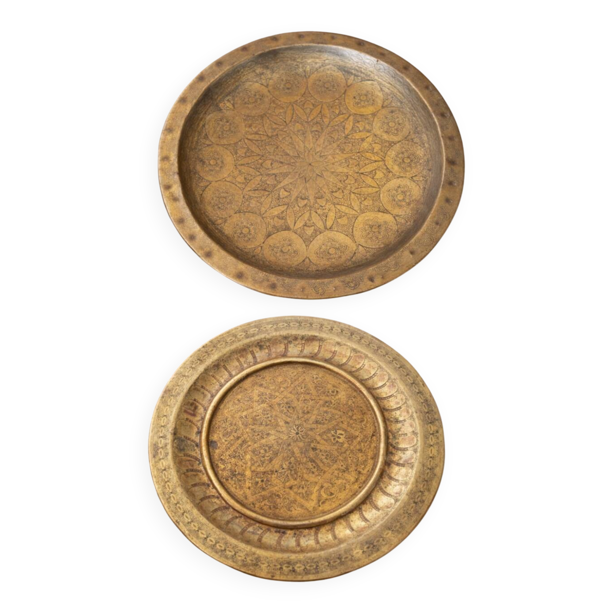 Set of 2 embossed brass trays