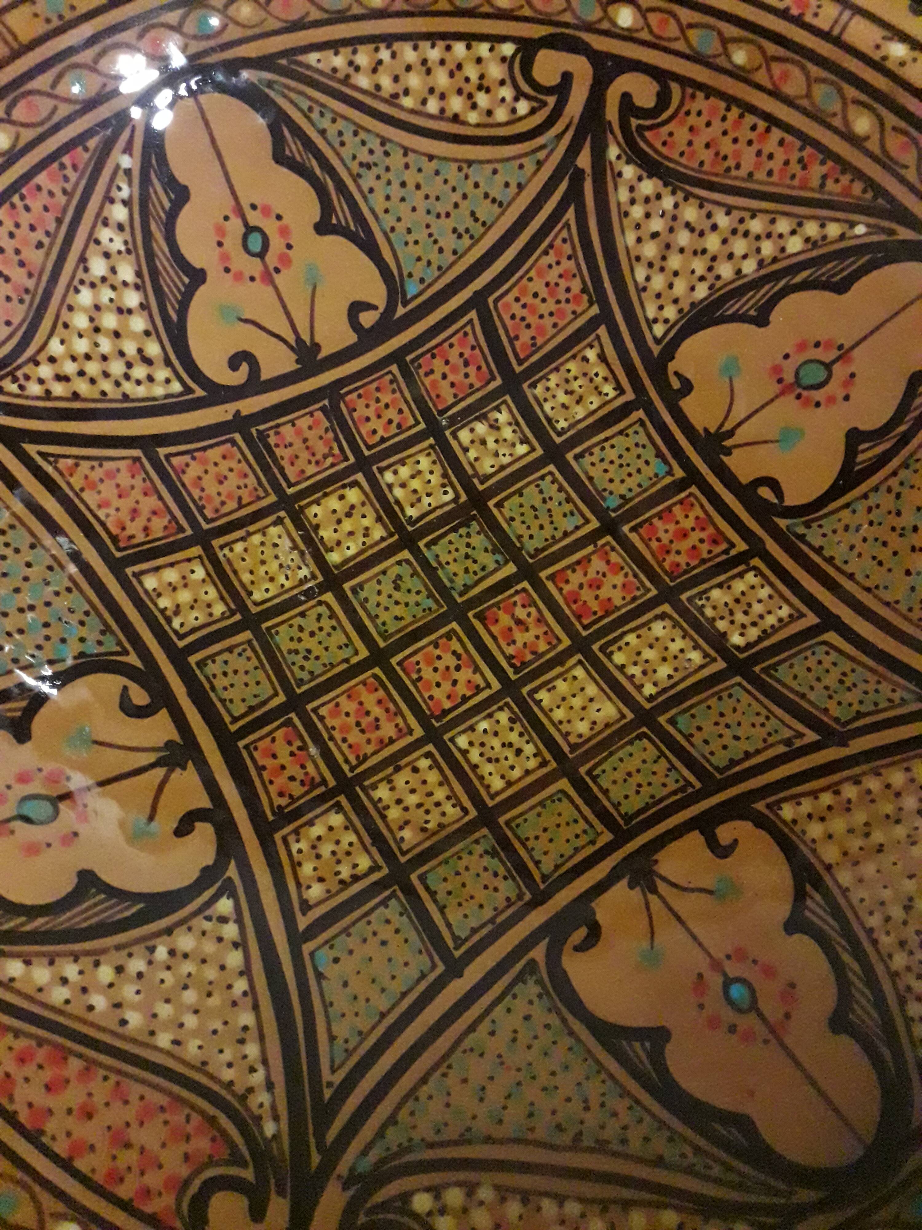 Very large oriental dish