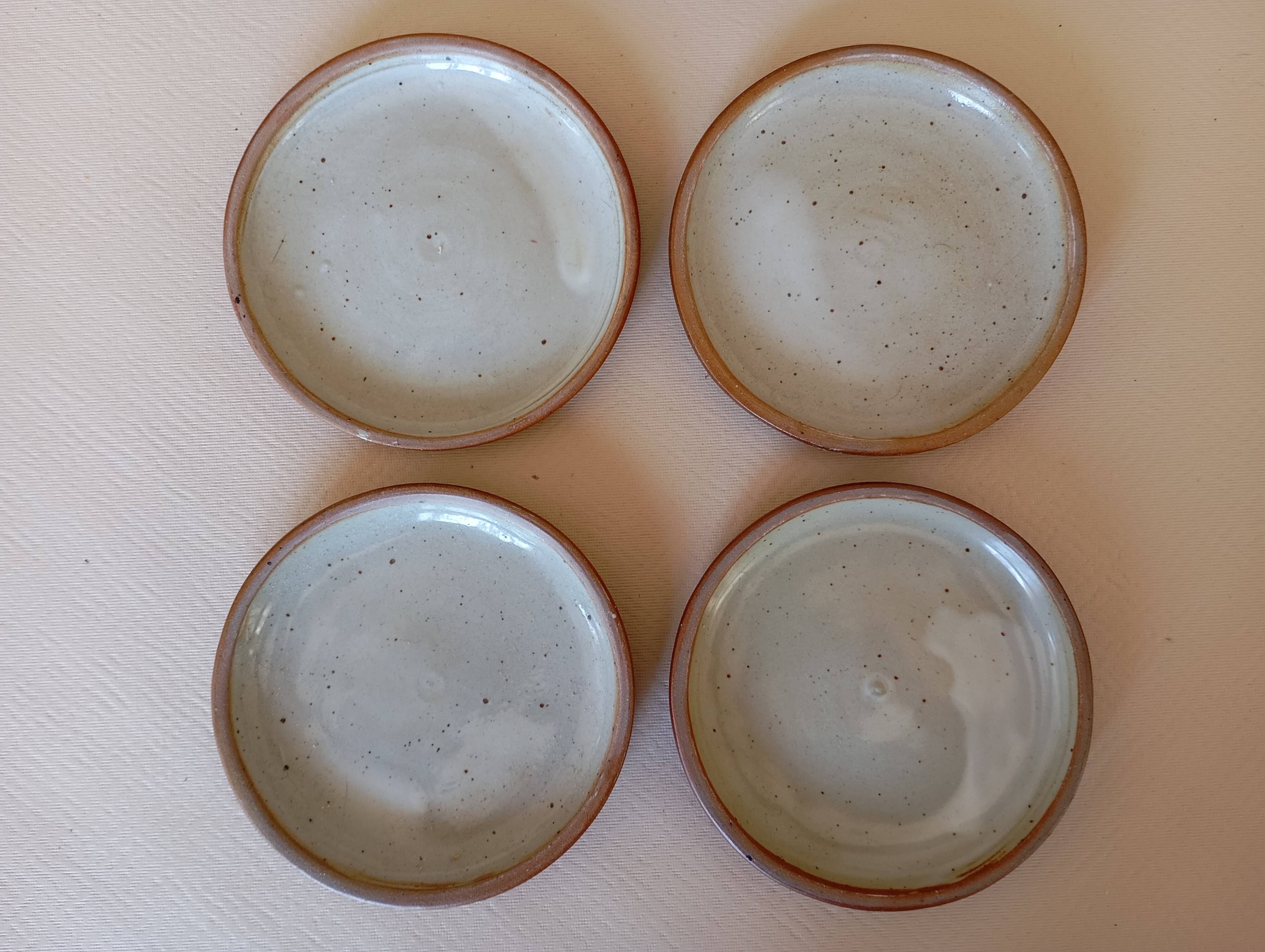4 grey stoneware tapas plates