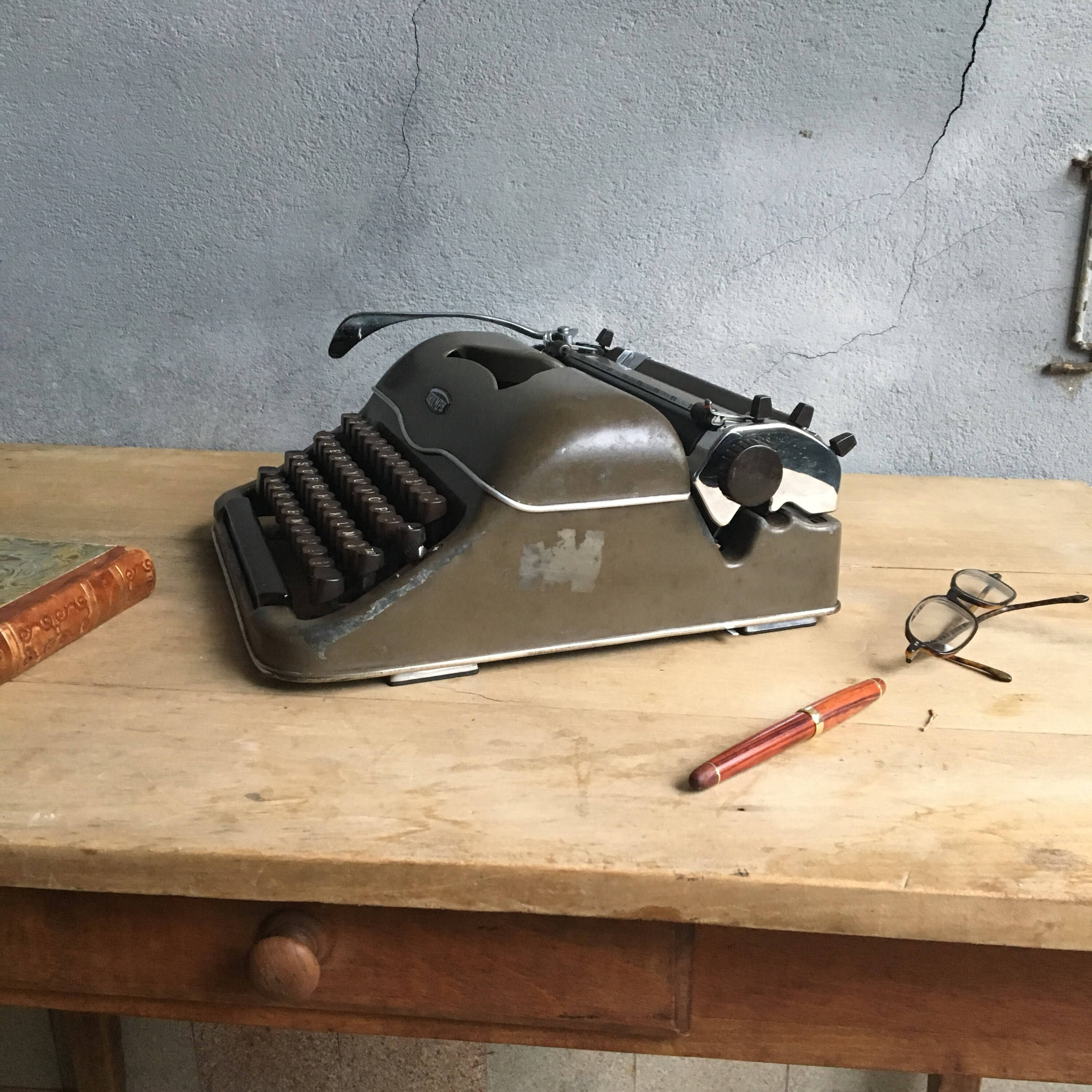 Machine à écrire Triumph 1940