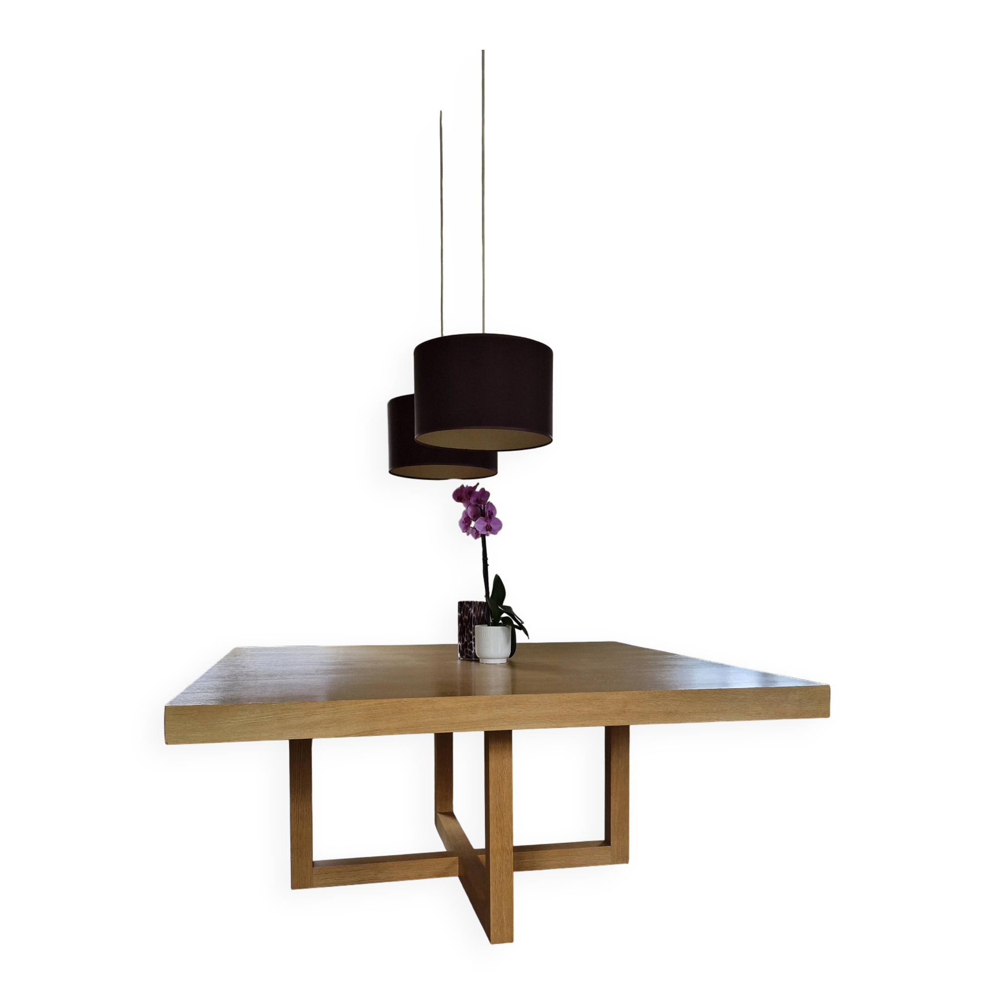 Contemporary dining table by XVL Home Collection (Brussels)