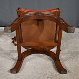 Chaise Curule en Noyer massif, goût Renaissance – Fin XIXe
