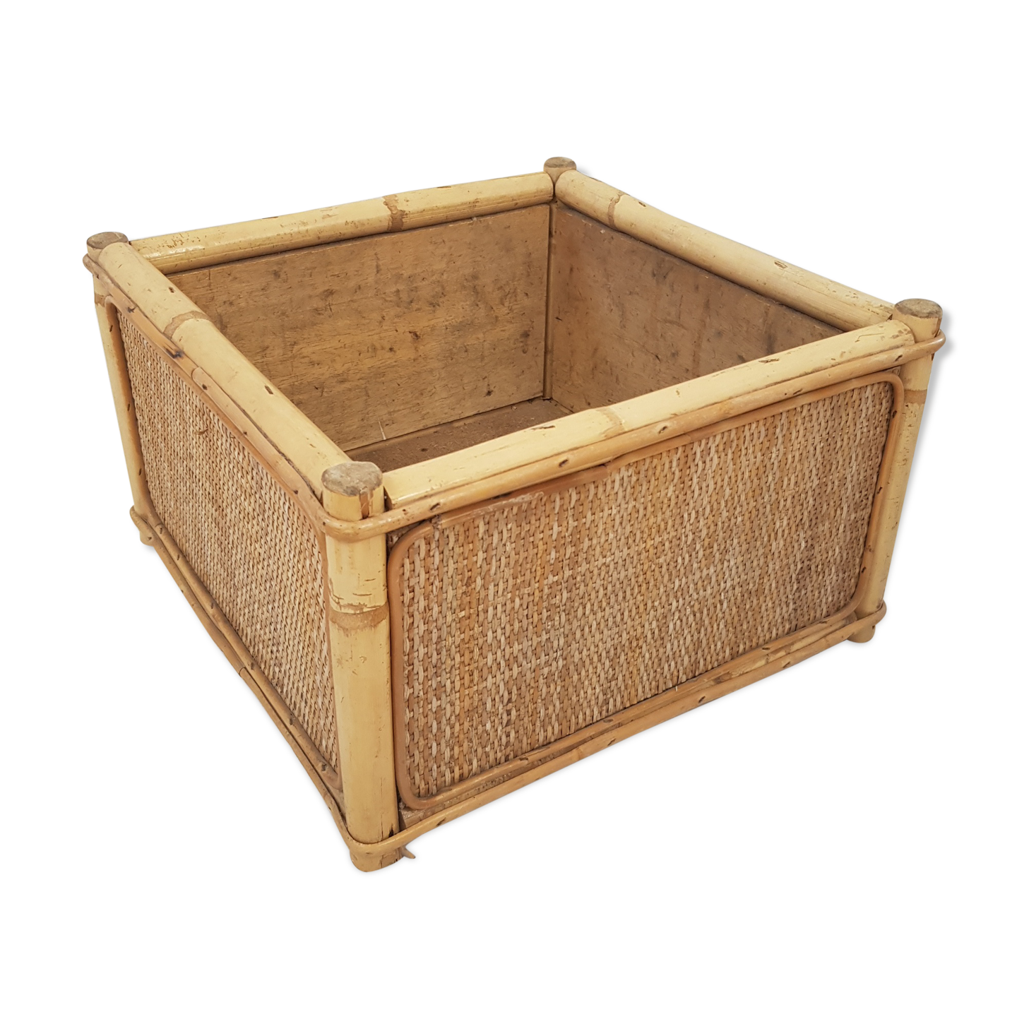 Square-shaped indoor gardener in vintage rattan bamboo