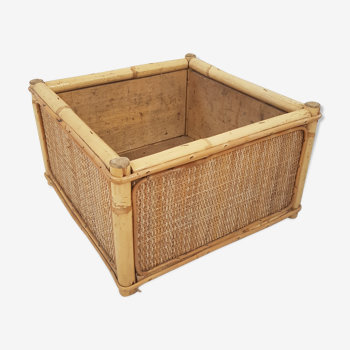 Square-shaped indoor gardener in vintage rattan bamboo