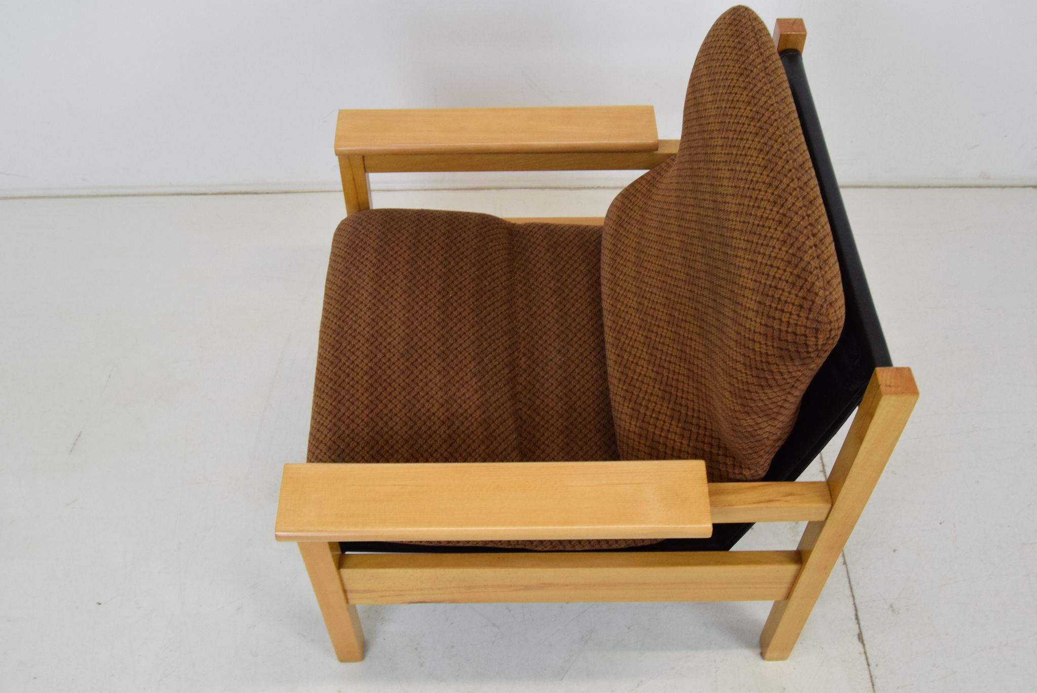 Fauteuil design du milieu du siècle, Tchécoslovaquie, années 1970.