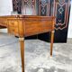 Bureau plat Louis XVI dessus cuir noir