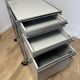 Caisson sur roulettes USM Haller gris clair
