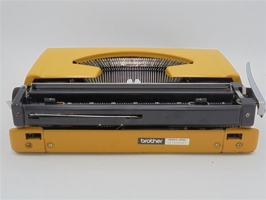 Brother Deluxe 250TR typewriter