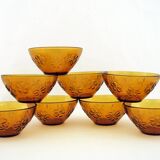 8 amber yellow glass bowls - embossed flower patterns - Daisy Vereco France - vintage 70s