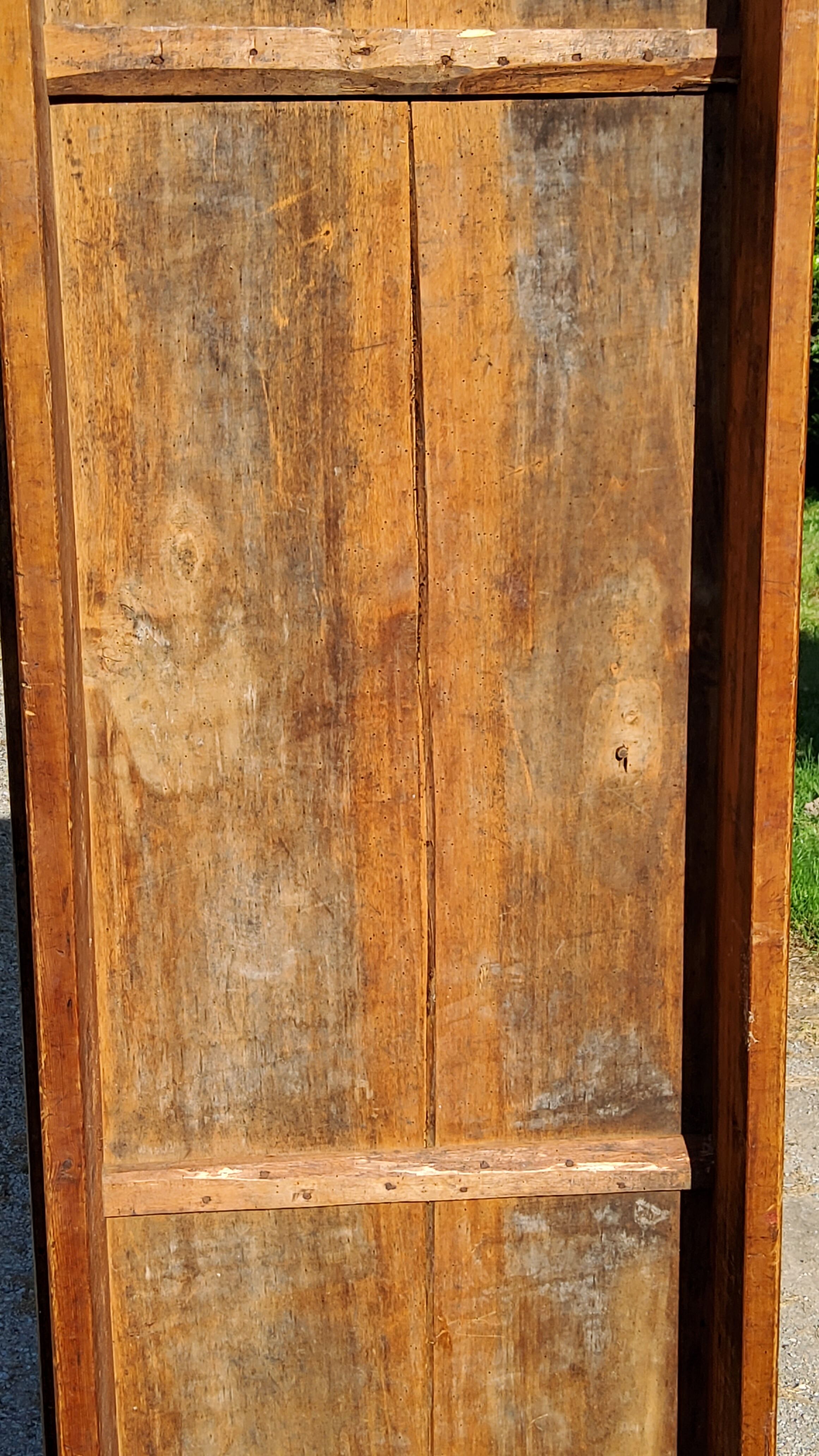 Farm table nineteenth century feet spindles 251cm and its 2 benches