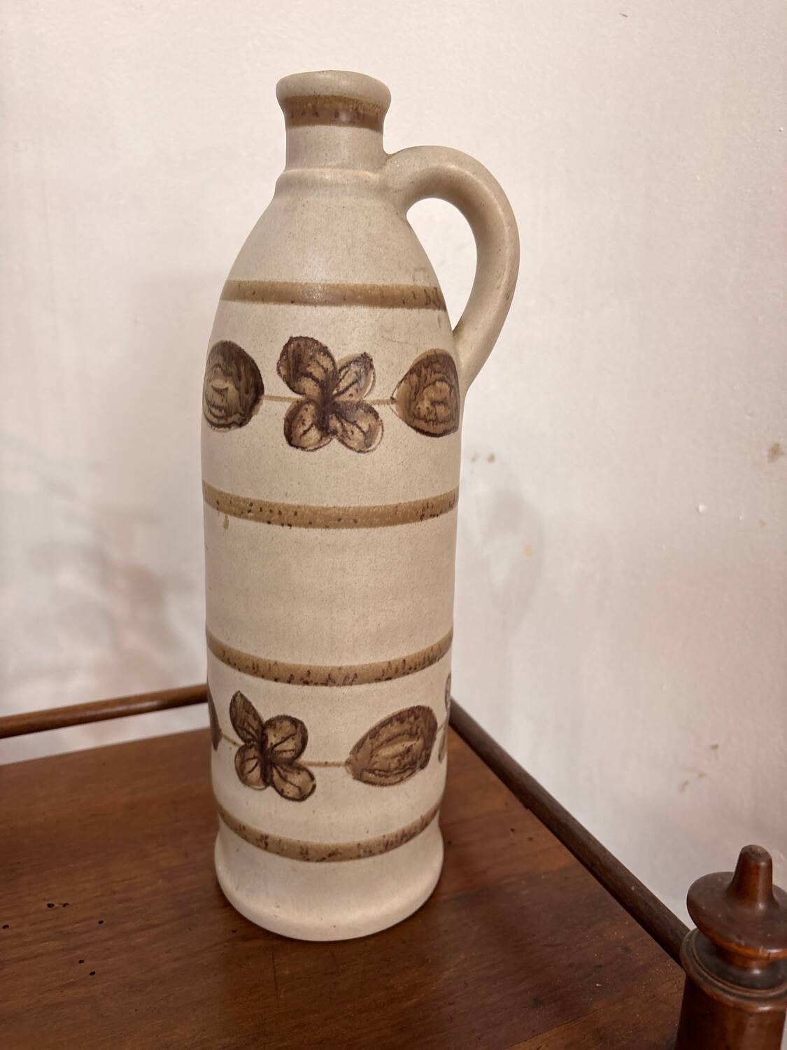 VEGA stoneware bottle