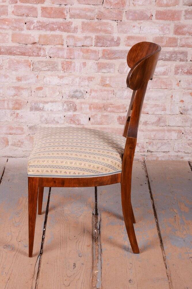 Chaises Biedermeier en noyer, tchèque, années 1830, ensemble de 4