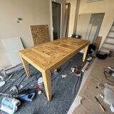 Table en bois massif