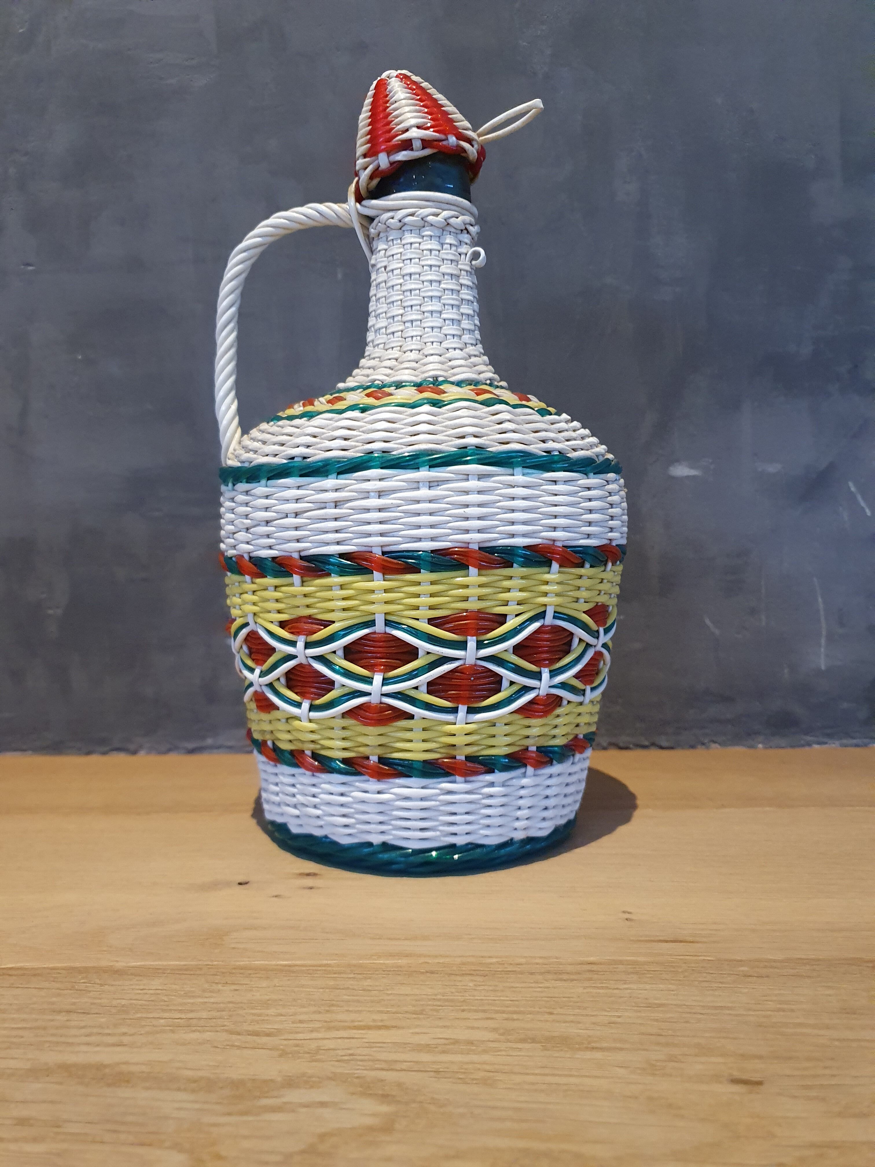 Demijohn scoubidou
