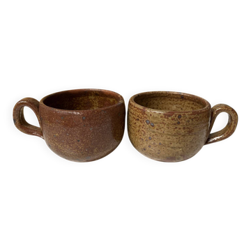 Set of 2 stoneware bowls
