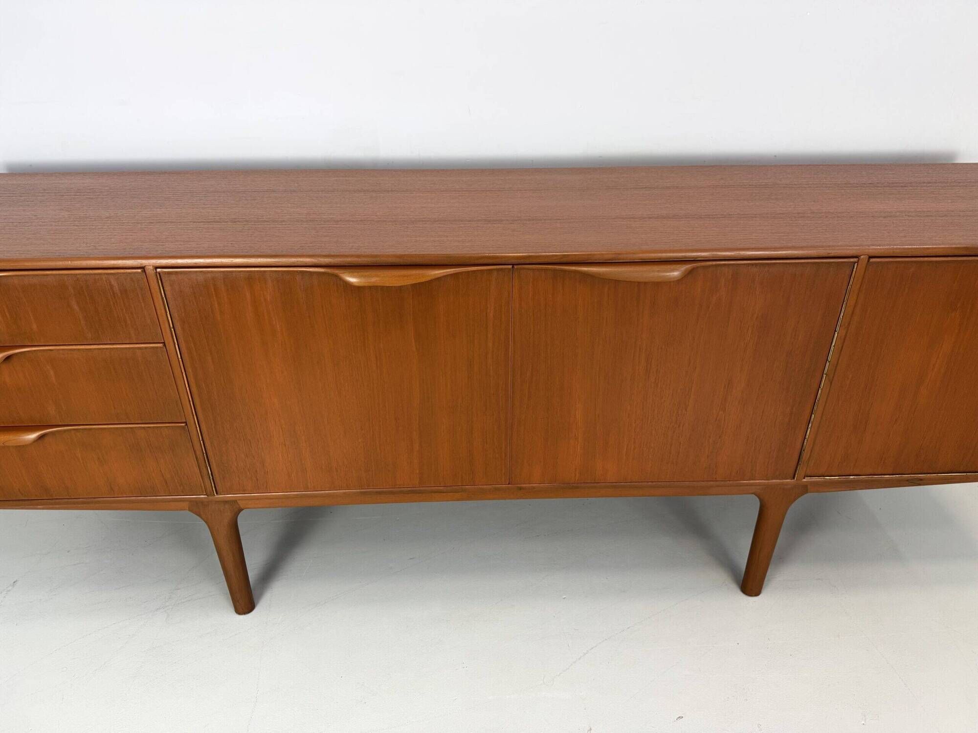 Vintage sideboard McIntosh.