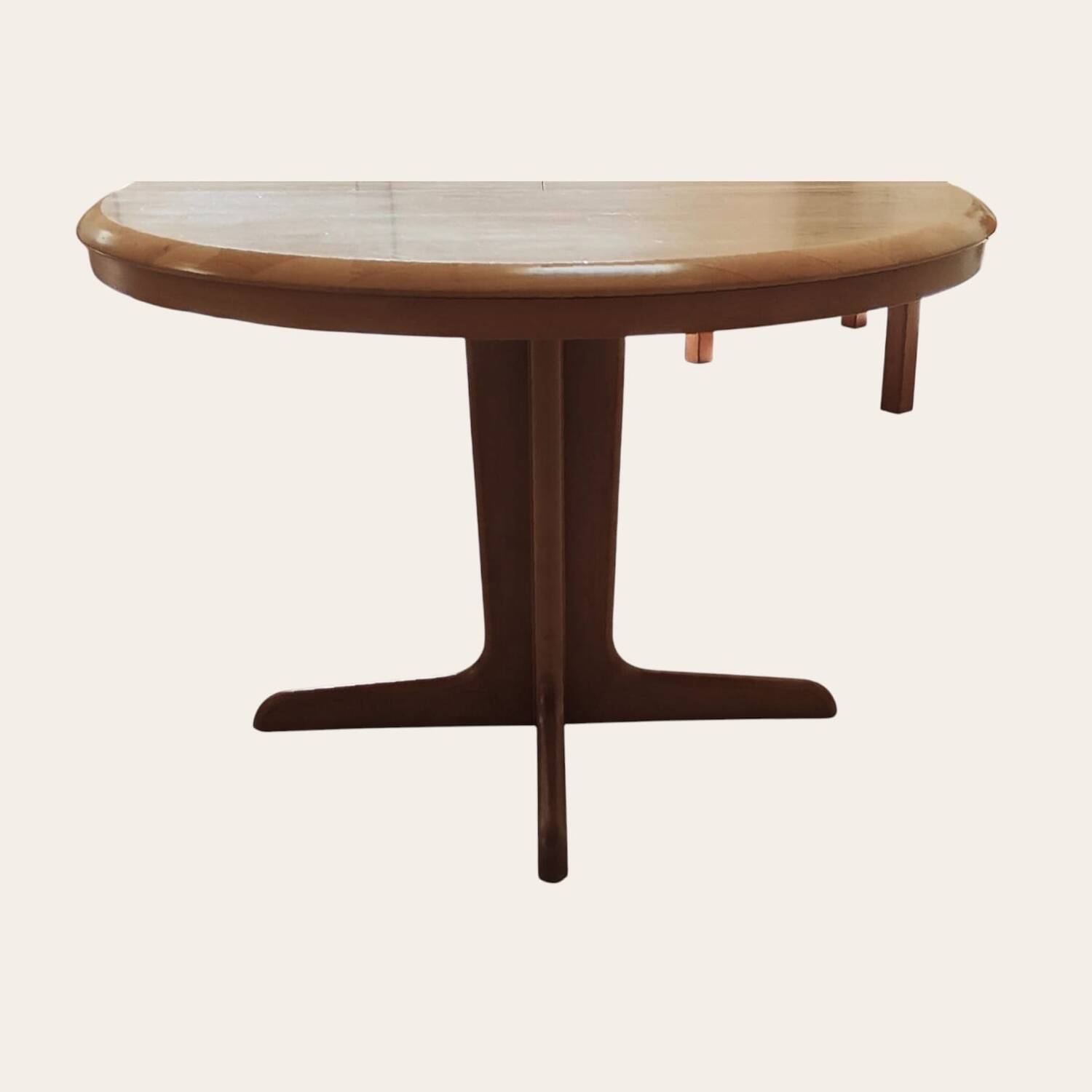 Extendable dining table, 70s