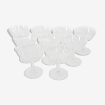 Set of 9 champagne glasses with arabesque motifs