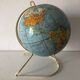 Globe terrestre vintage 1960 Girard Barrère crème - 26 cm