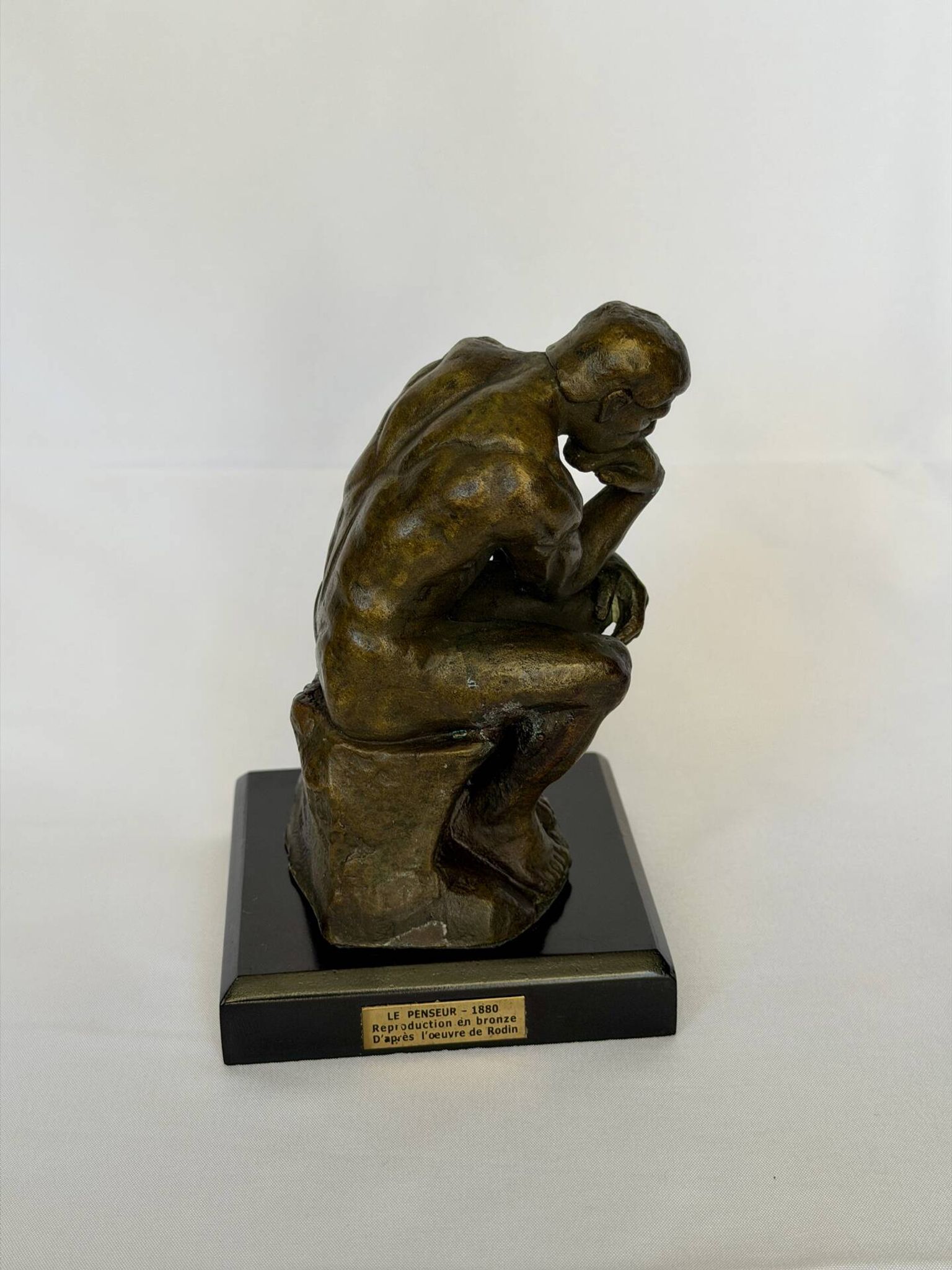 La sculpture en bronze Le Penseur, statue en bronze Rosin