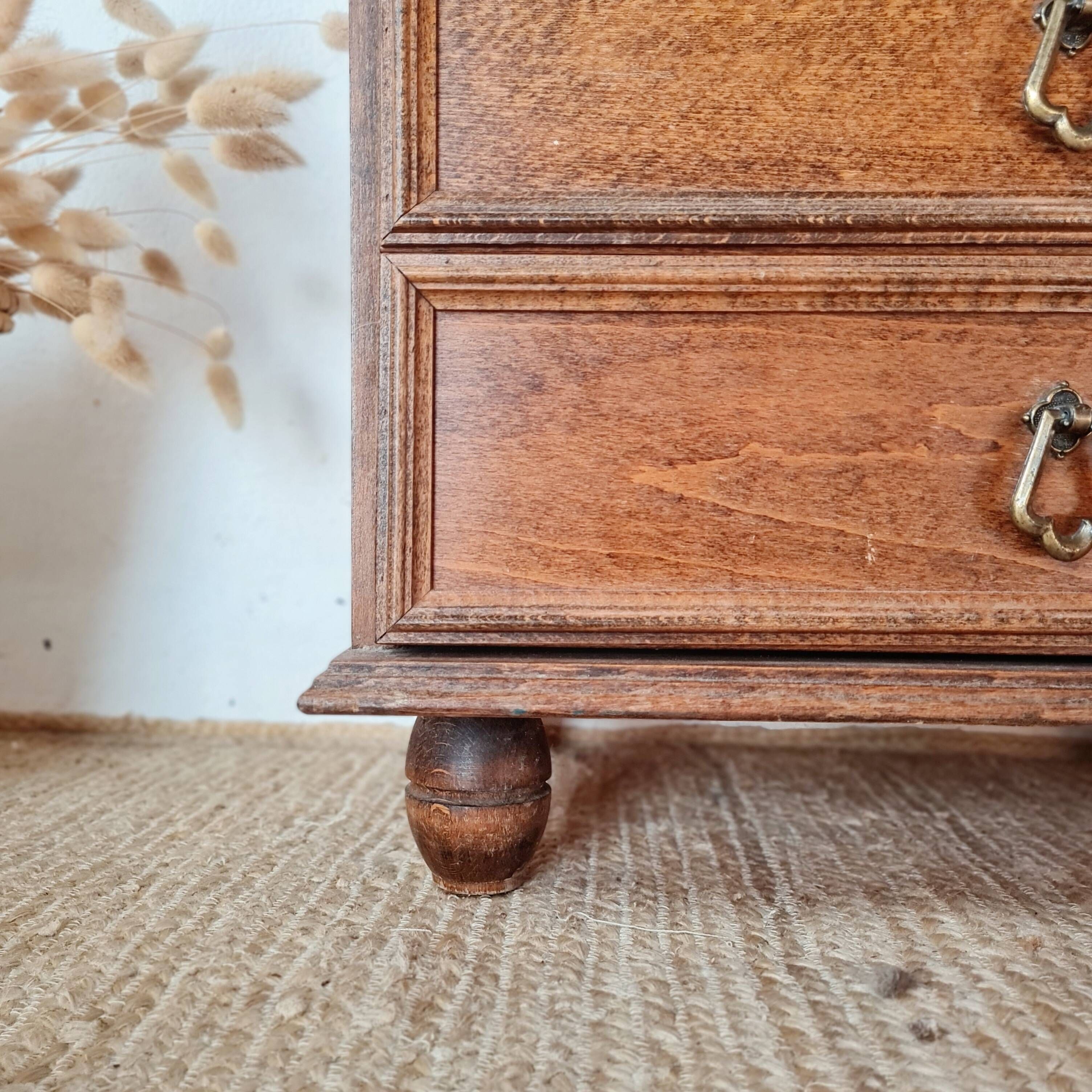 Small vintage wooden piece of furniture with 3 drawers - small chest of drawers.