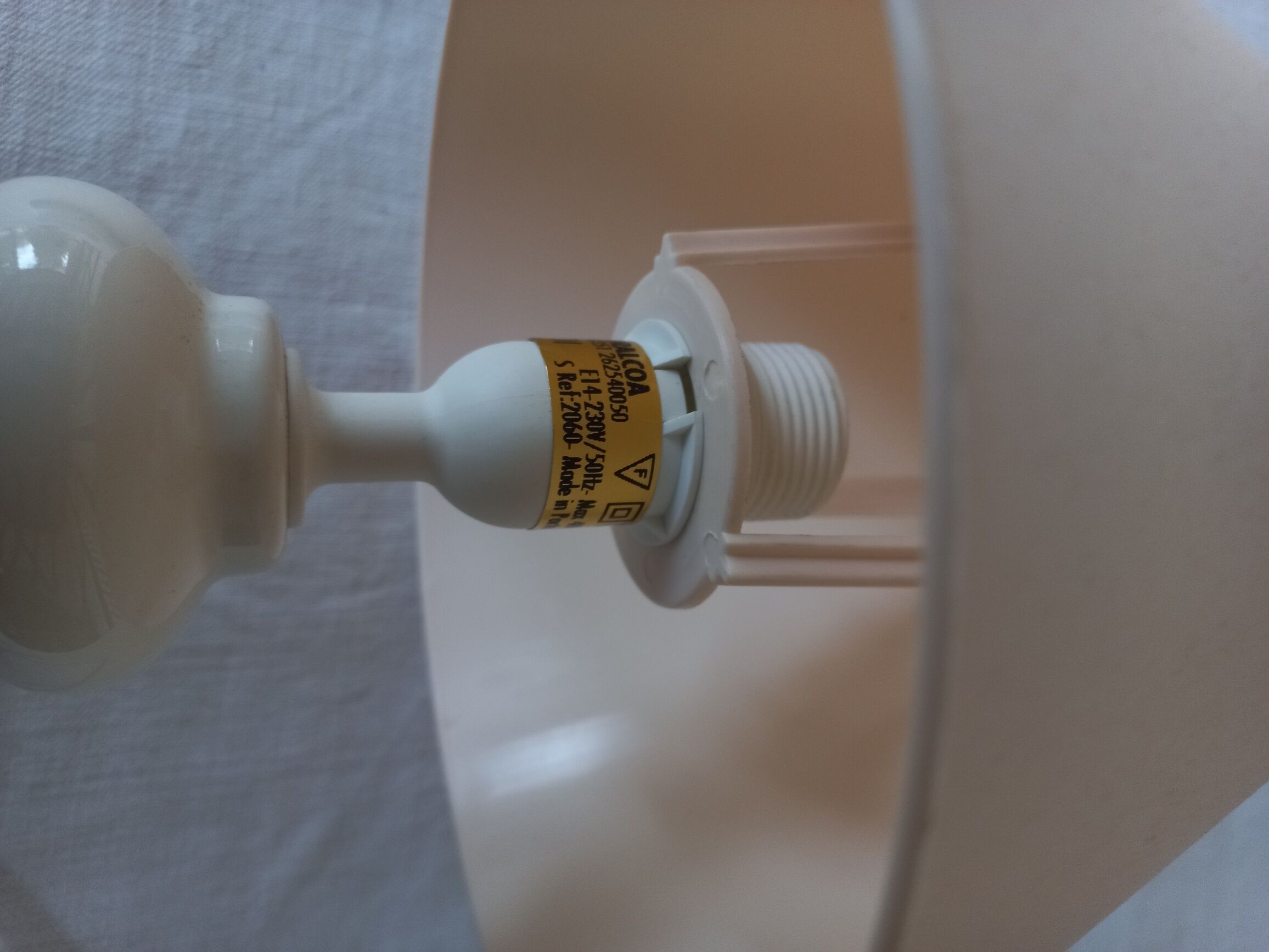 Off-white ceramic lamp