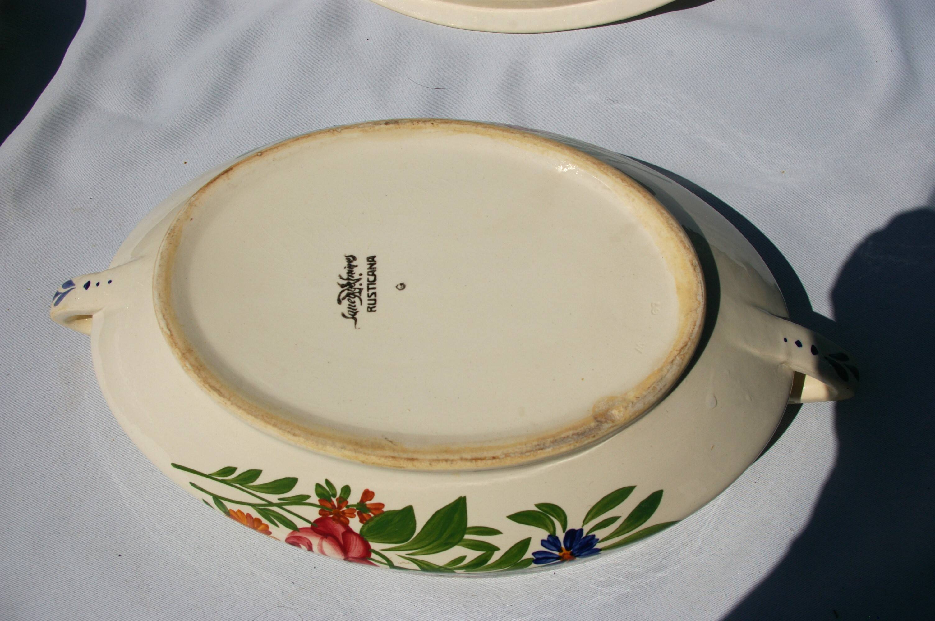 Earthenware tureen UC Sarreguemines Rusticana model hand painted floral decoration
