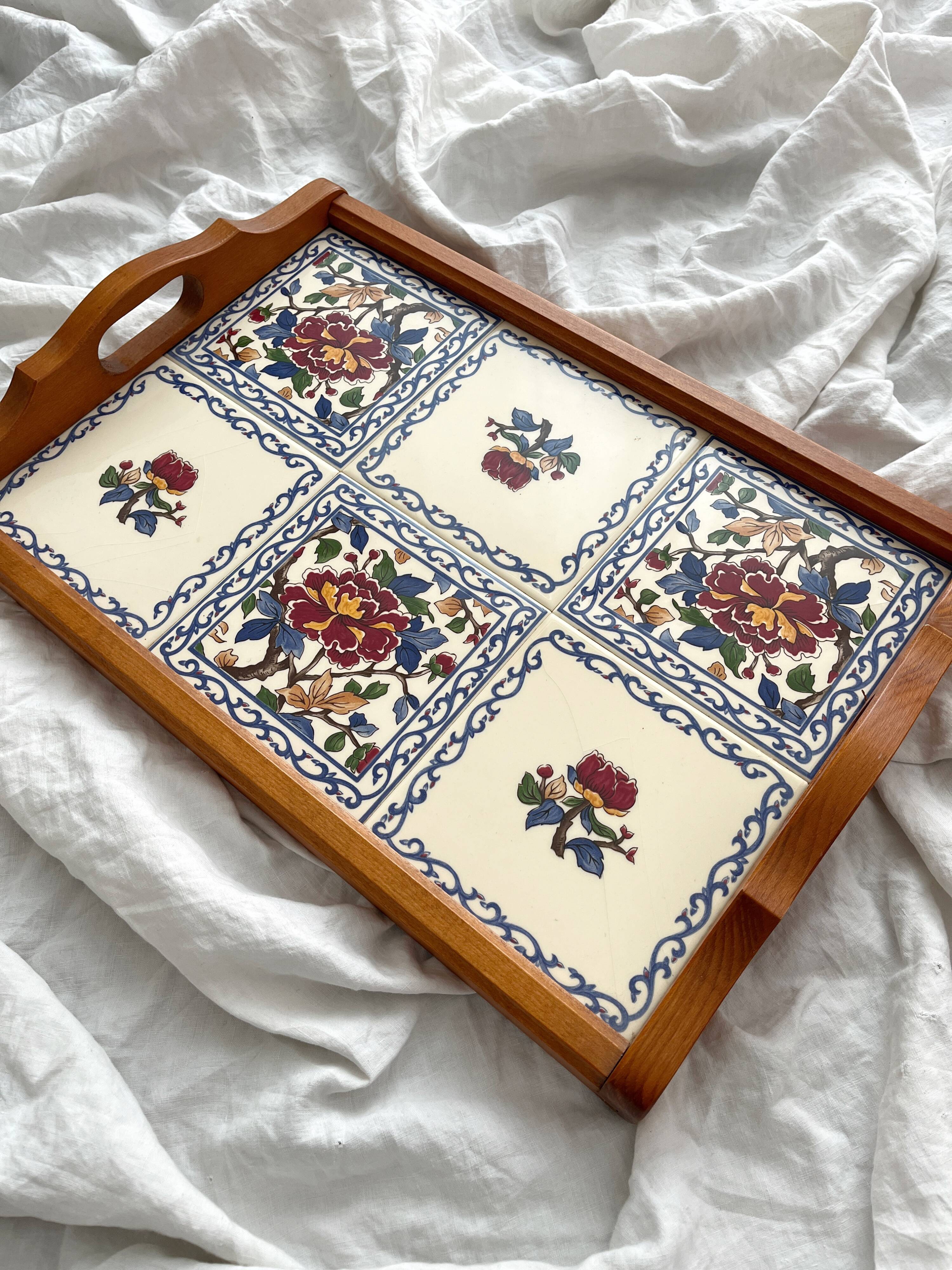 Vintage wooden and earthenware tray from Gien with Peonies decor