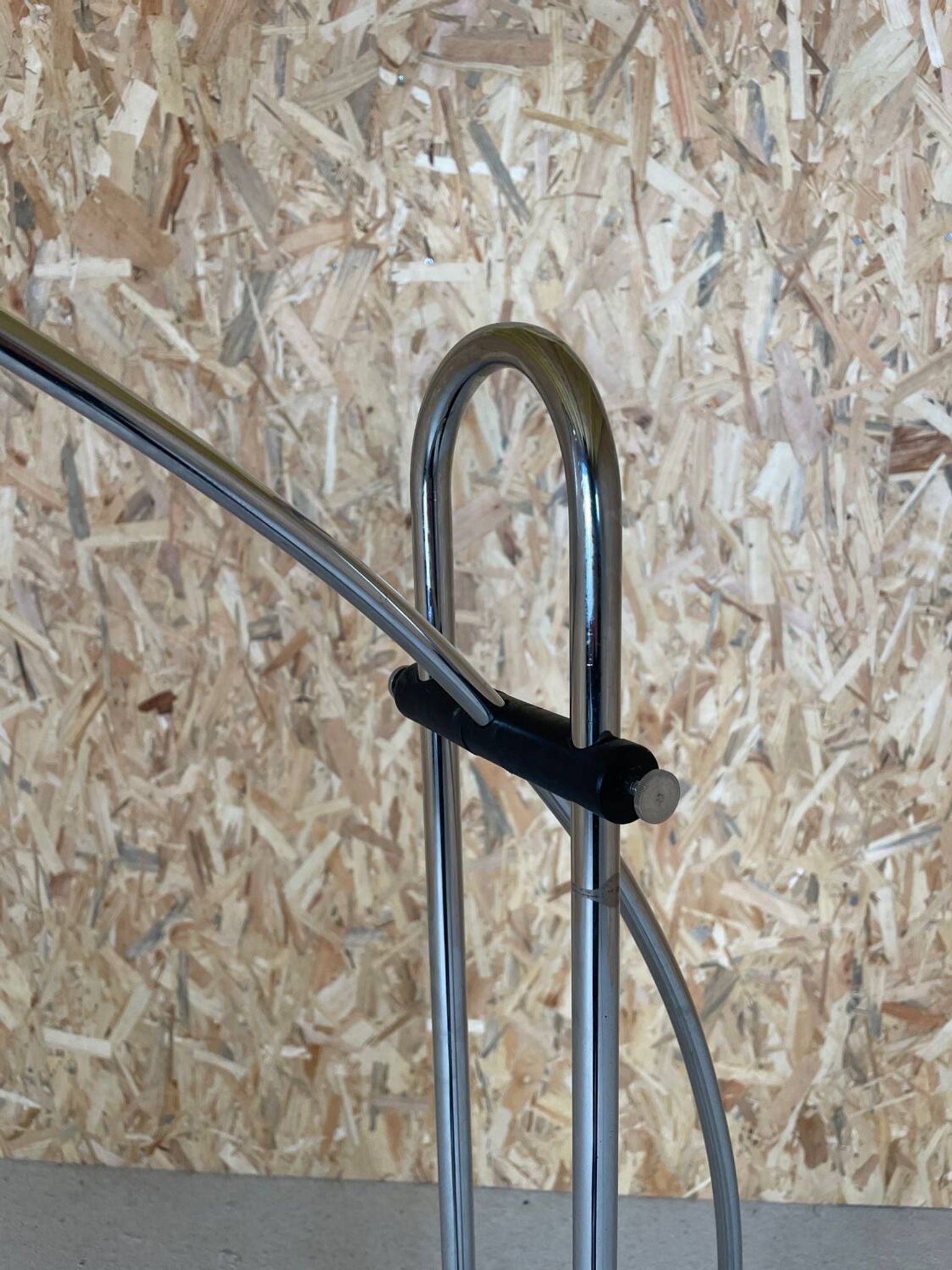 Arc floor lamp