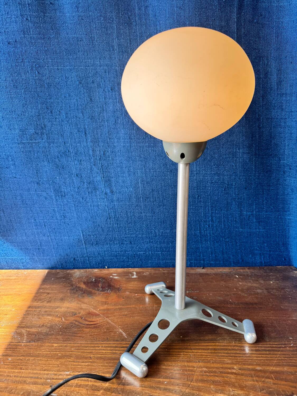 Space Age Desk Lamp — Frédéric Sofia for WOMBAT