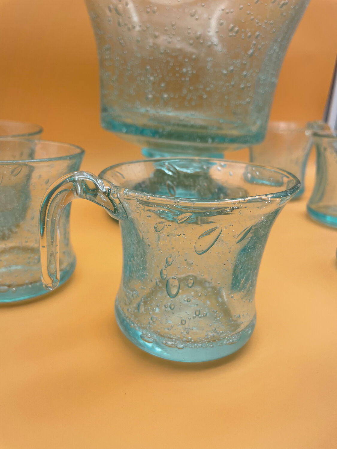 Punch service / sangria medicis in bubbled glass