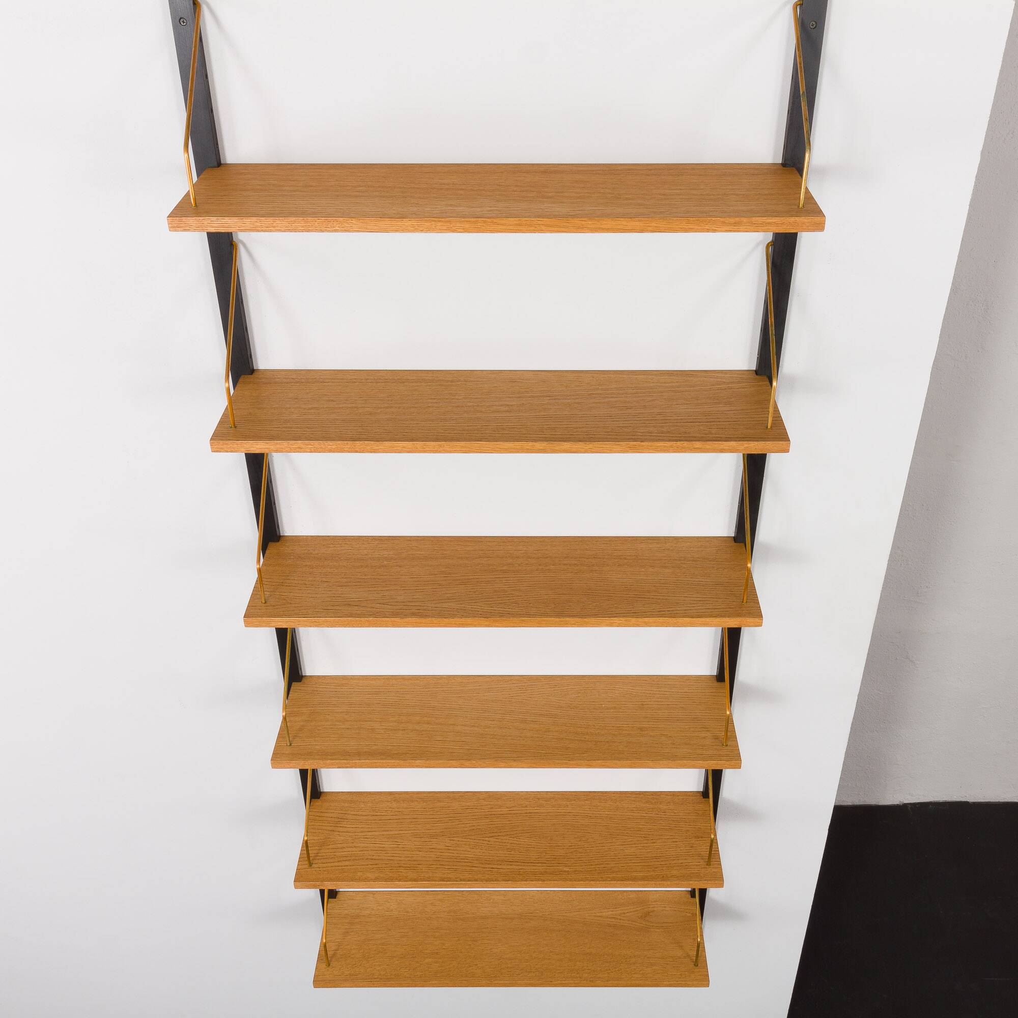 Set of six upcycled oak shelves in Poul Cadovius style.