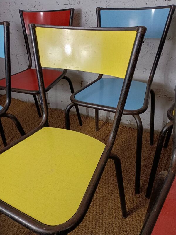8 chaises de cantine formica jaune bleu rouge tubulure métal années 50-60