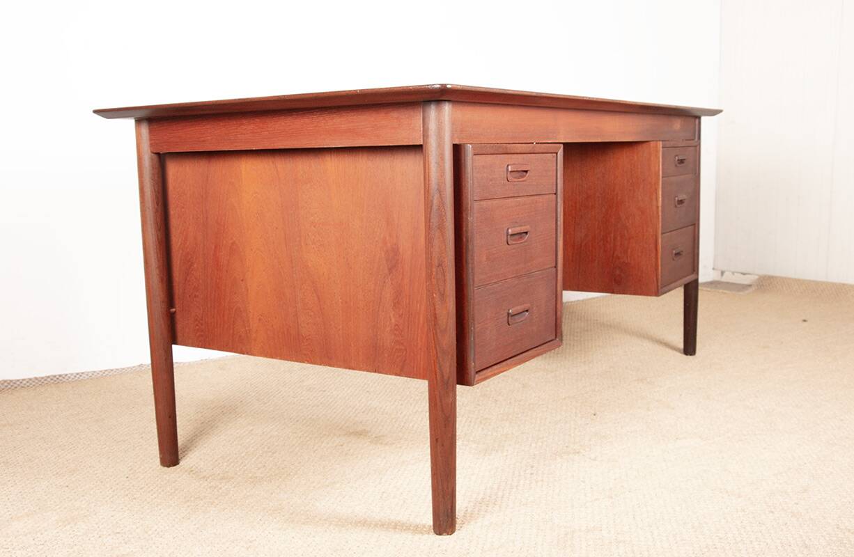 Bureau de Direction Danois en teck par Gunnar Nielsen Tibergaard 1960.