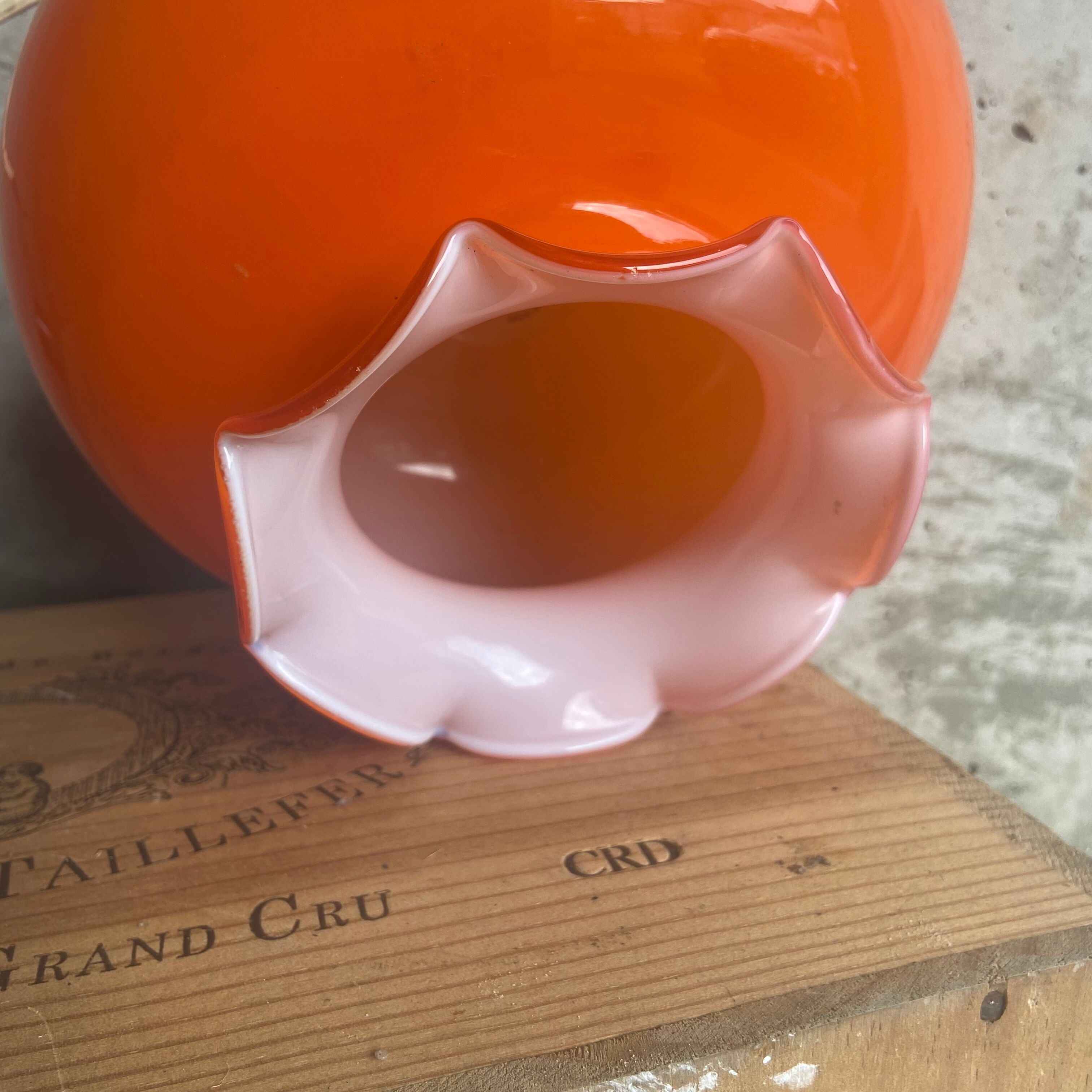 Orange opaline suspension