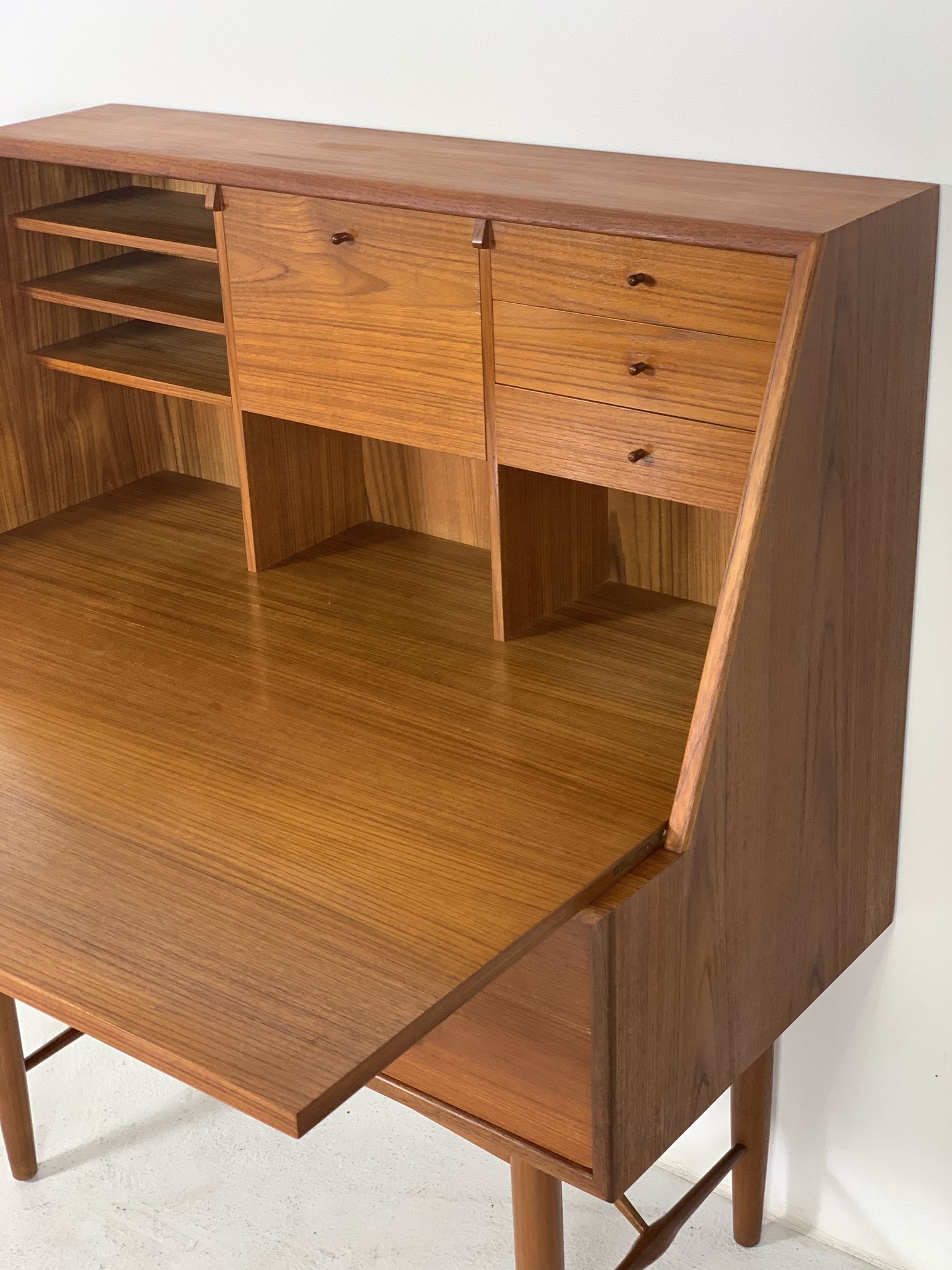 Teak desk by Ib Kofod-Larsen 1960s