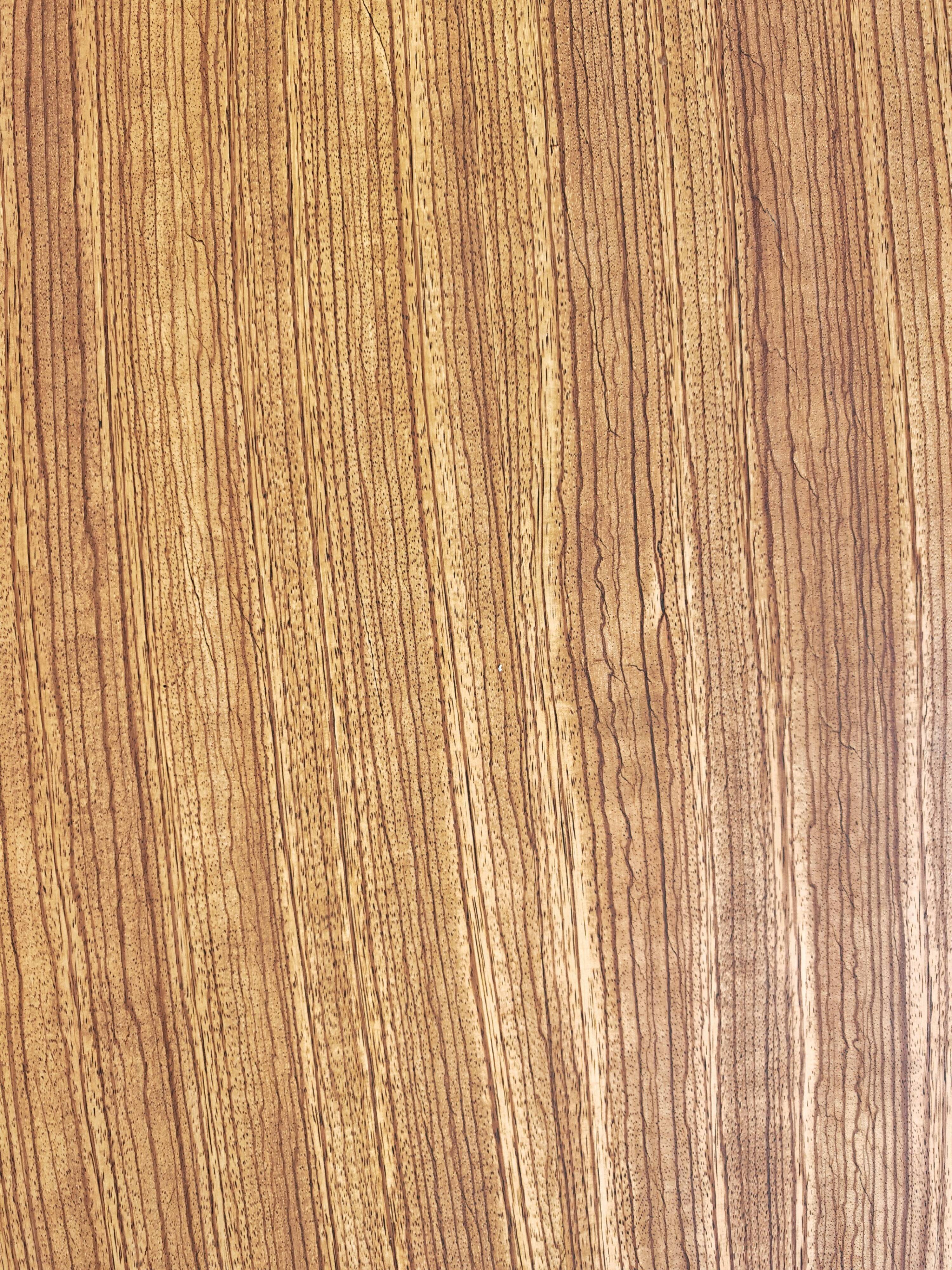 Table basse Mid Century Modern Gianfranco Frattini bois de Zebrano