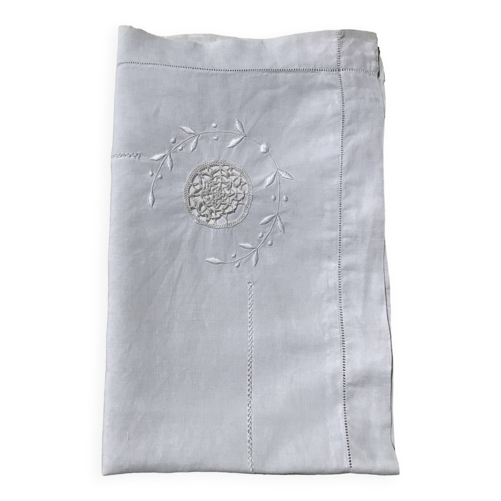 Fine linen round crocheted openwork mini day pillowcase