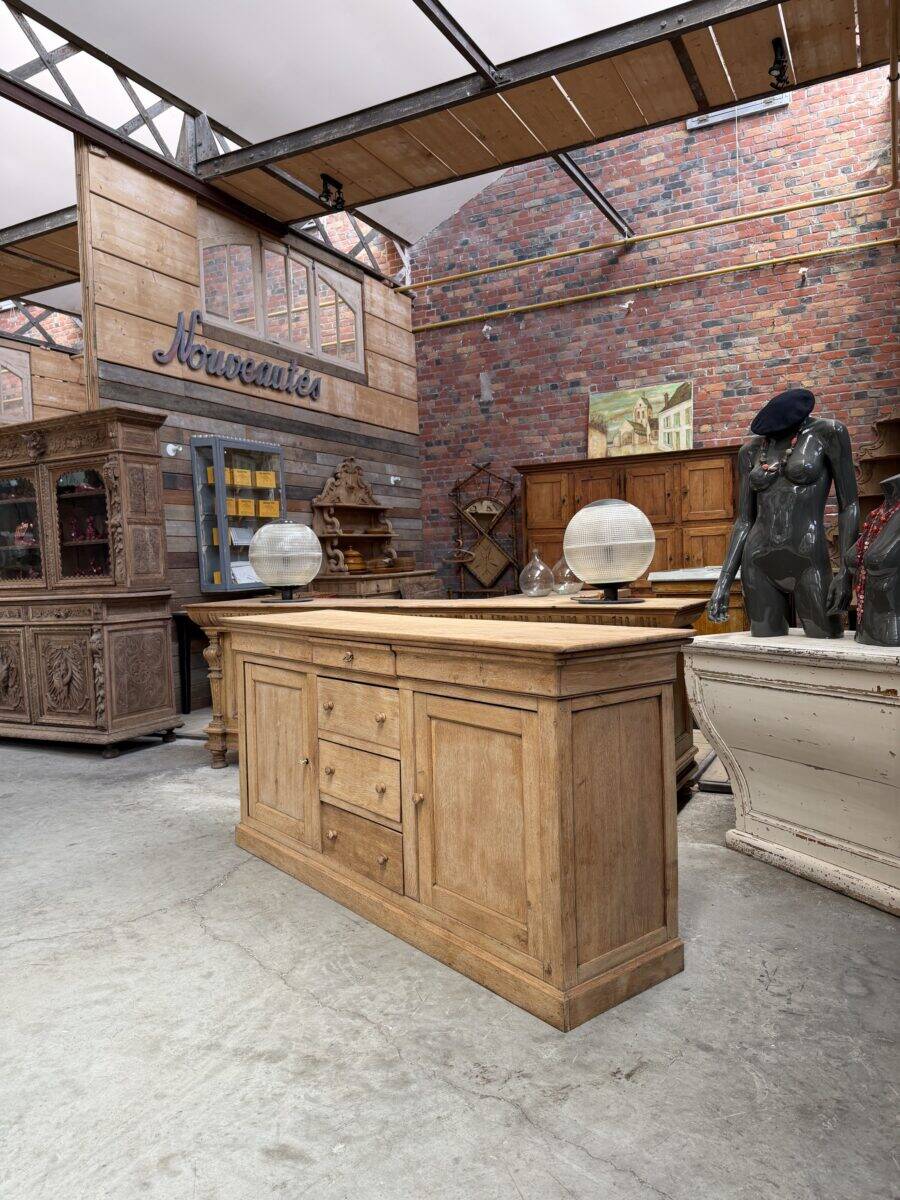 Enfilade in solid raw oak from the 19th century.