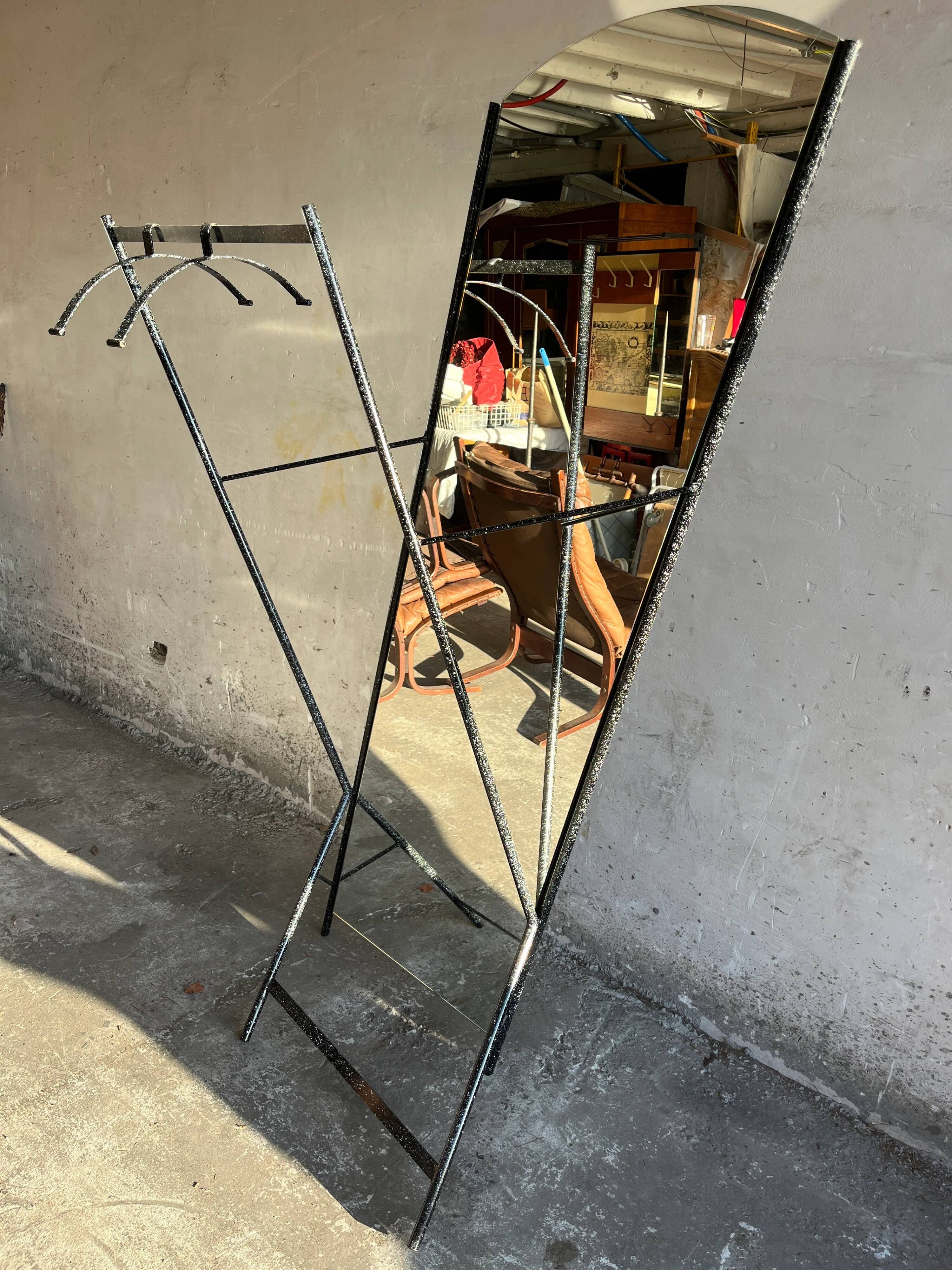 Coat rack with mirror in metal Memphis style (1980s)