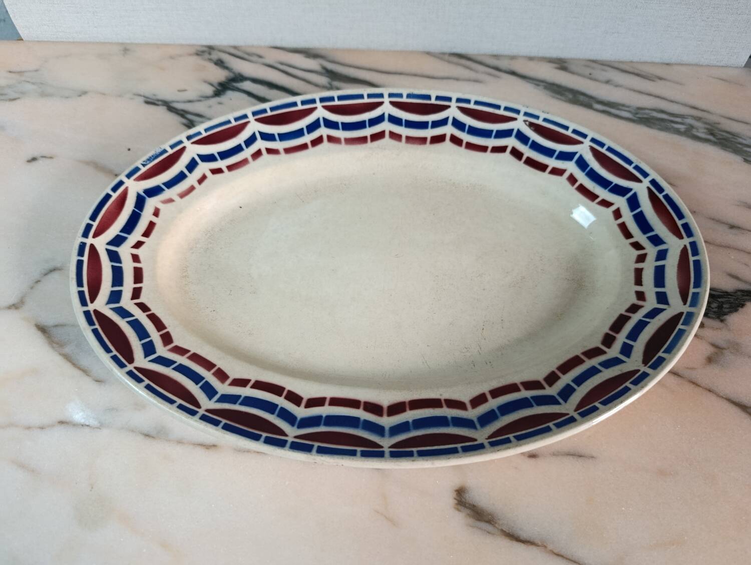 Plat de service ovale Badonviller modèle Loudéac