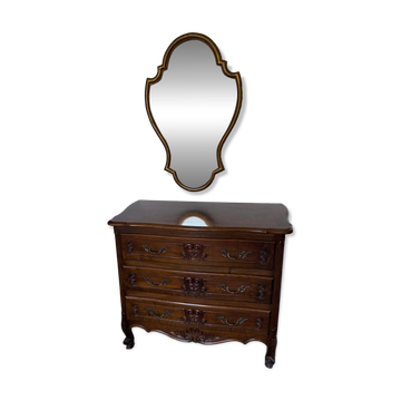 Walnut commode in Louis XV style with 3 drawers.