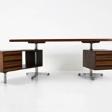 Desk by Osvaldo Borsani for Tecno, 1960s