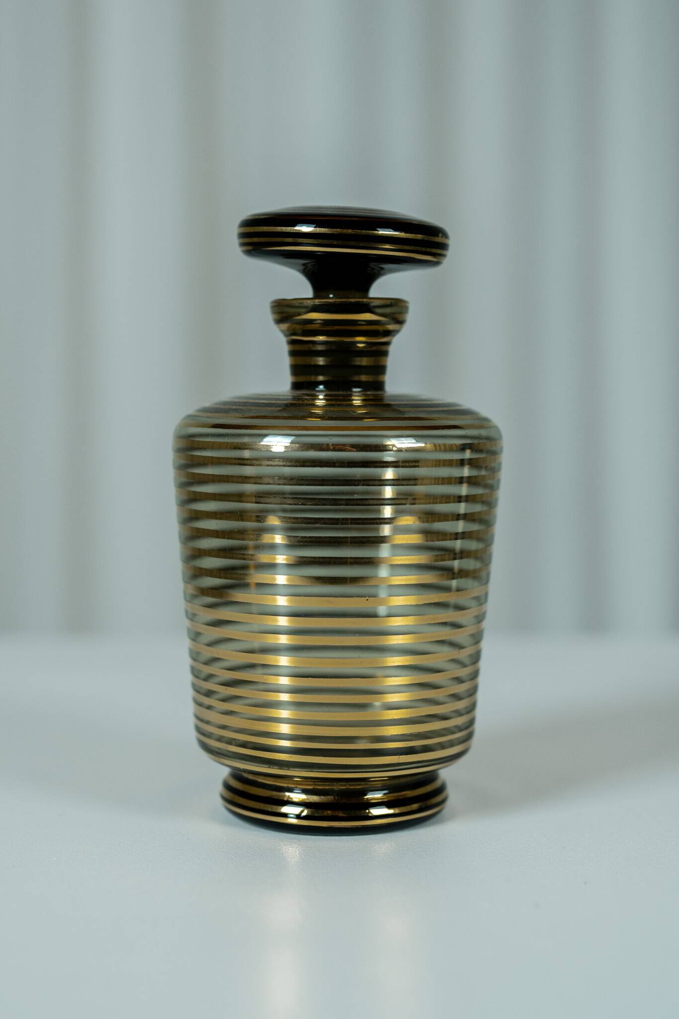 Glass carafe