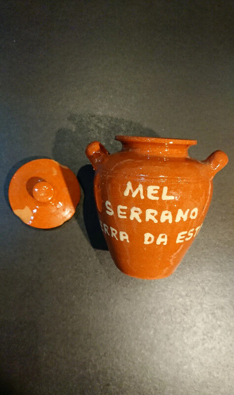 Sugar bowl and portuguese terracotta honey pot