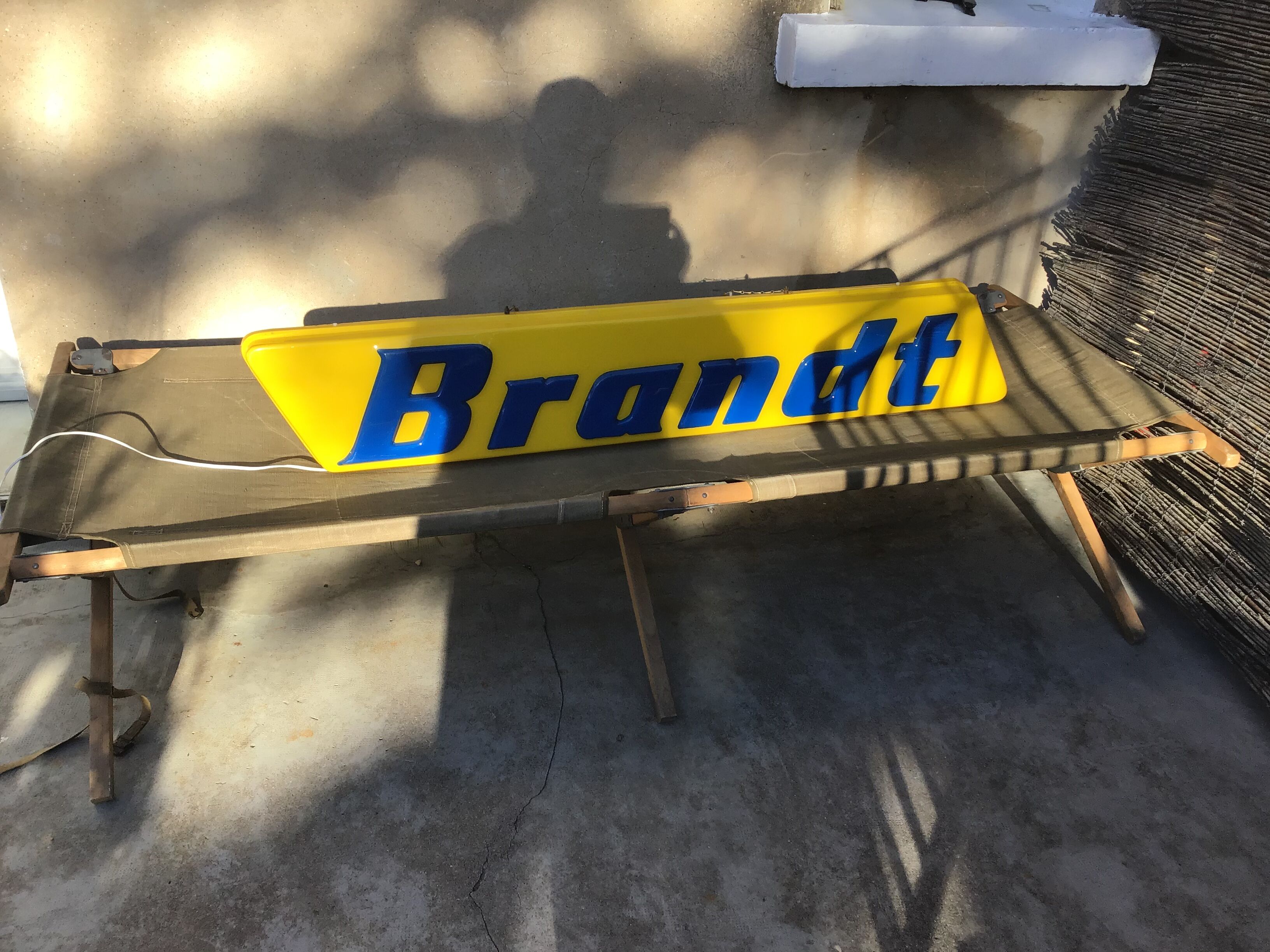 Bright sign