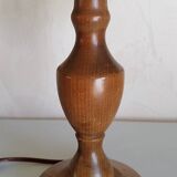 Table lamp with wool shade